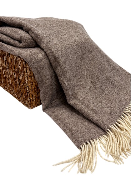 Vilnas pleds ZELANDIA LUX natural brown 140x200 cm Vilnas pleds ZELANDIA LUX natural brown 140x200 cm