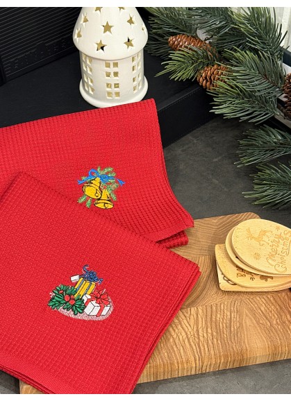 Vafeļu dvieļu Ziemassvētku komplekts ar izšuvumu 