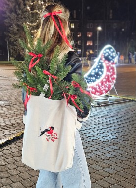 Lina šopperis ar Ziemassvētku izšuvumu – ideāla dāvana Ziemassvētkos